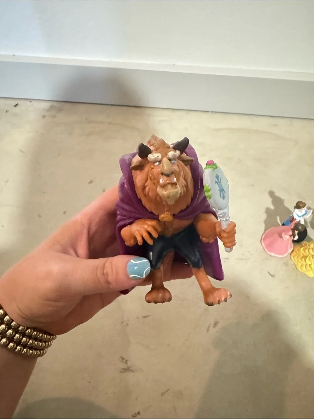 BEAUTY AND THE BEAST Figure Play Set DISNEY PVC TOY Belle Gaston Beast